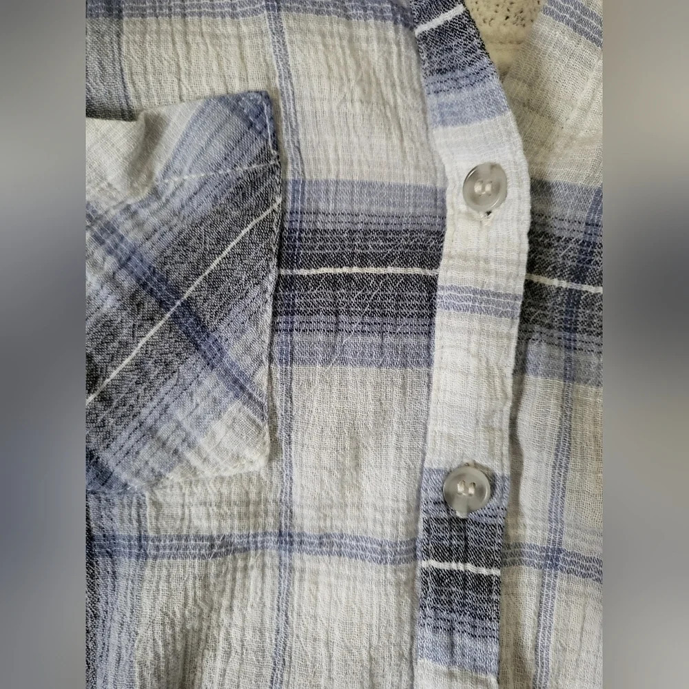 💕Westport 1962 button down‎ top - Picture 5 of 5